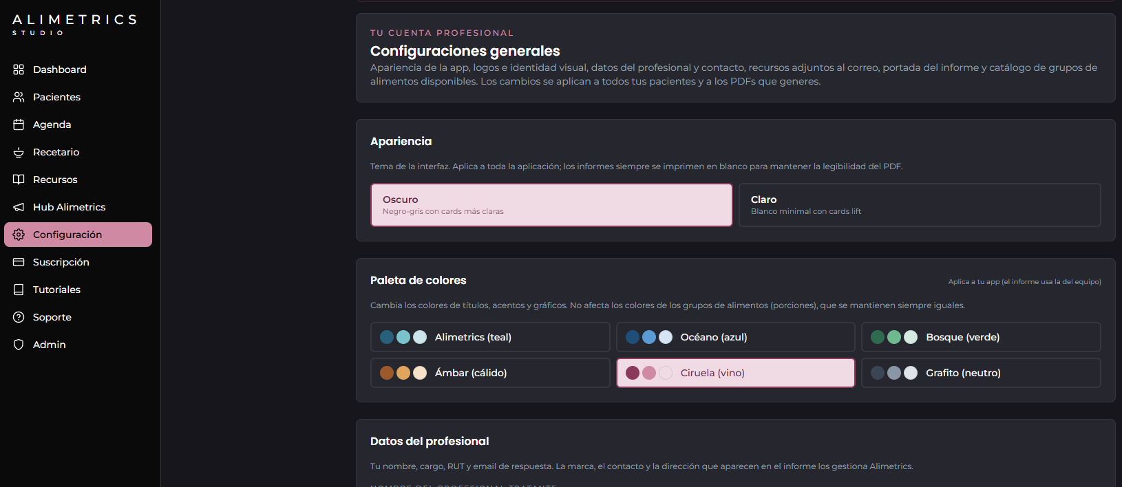 Configuración en tema oscuro con paleta personalizada: apariencia, colores y datos del profesional
